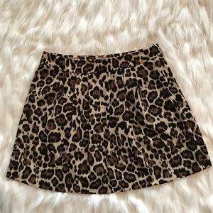 Banana republic leopard print flowy skirt size 8p